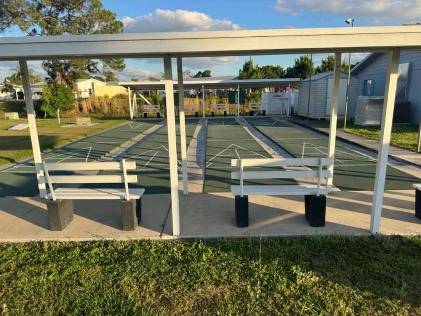 158 Palmetto Drive a Haines City, FL Mobile or Manufactured Home for Sale